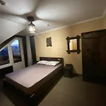 Yulita Frühstückspension 3*