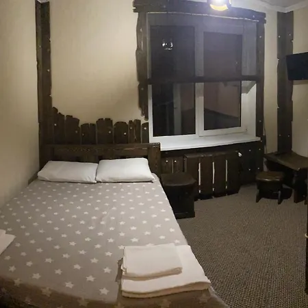 فندق مبيت وإفطار Yulita