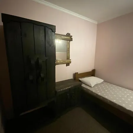 Bed & Breakfast Yulita 3*